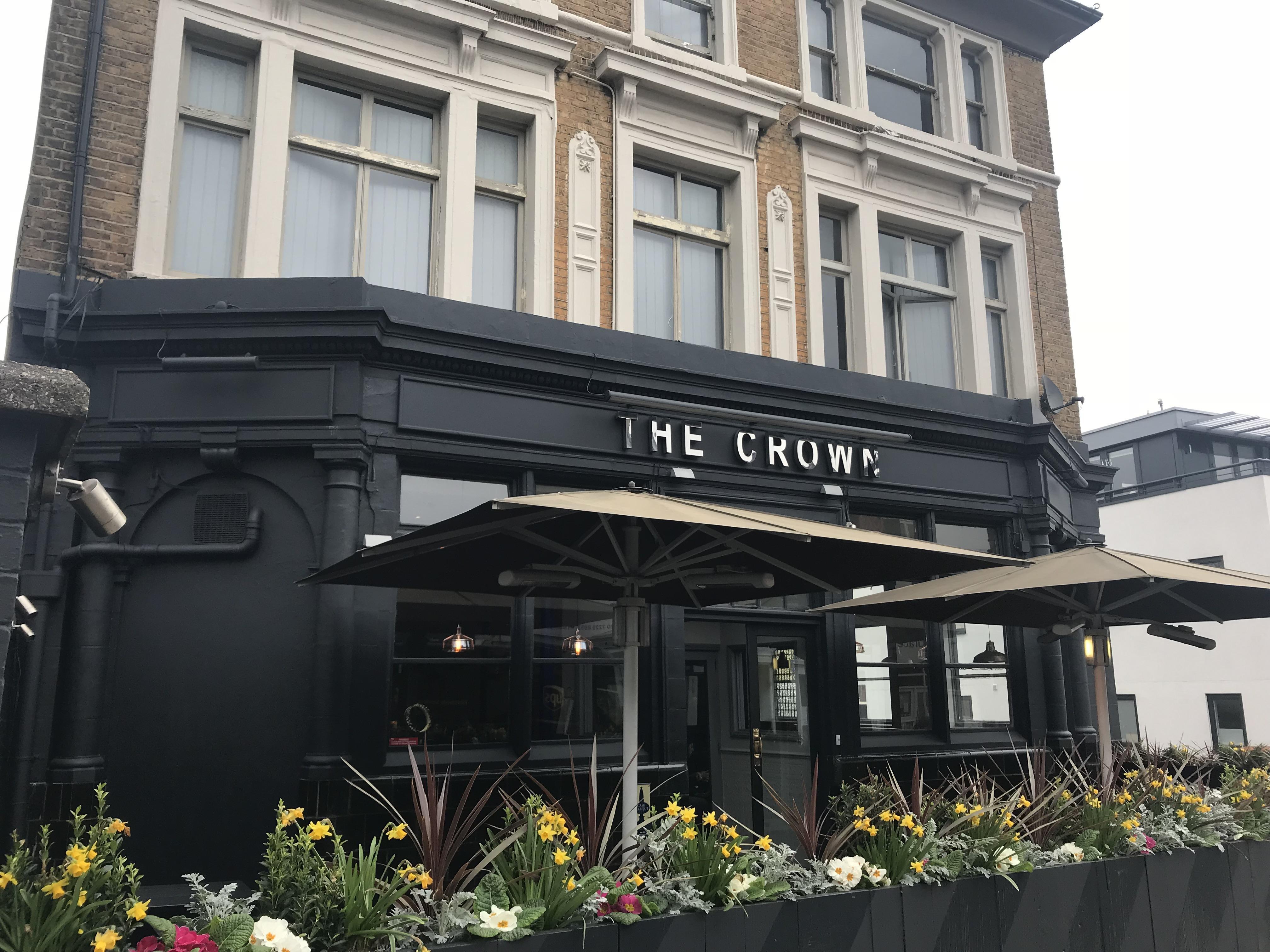 Publove @ The Crown, Battersea Лондон Экстерьер фото